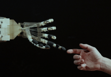 Un dispositivo robotico su misura per la riabilitazione della mano